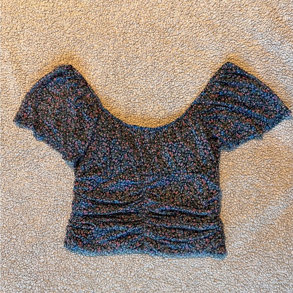 Ruched blue floral tie-up blouse - Picture 8 of 10